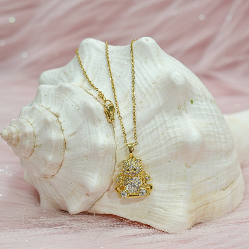 Teddy bear necklace
