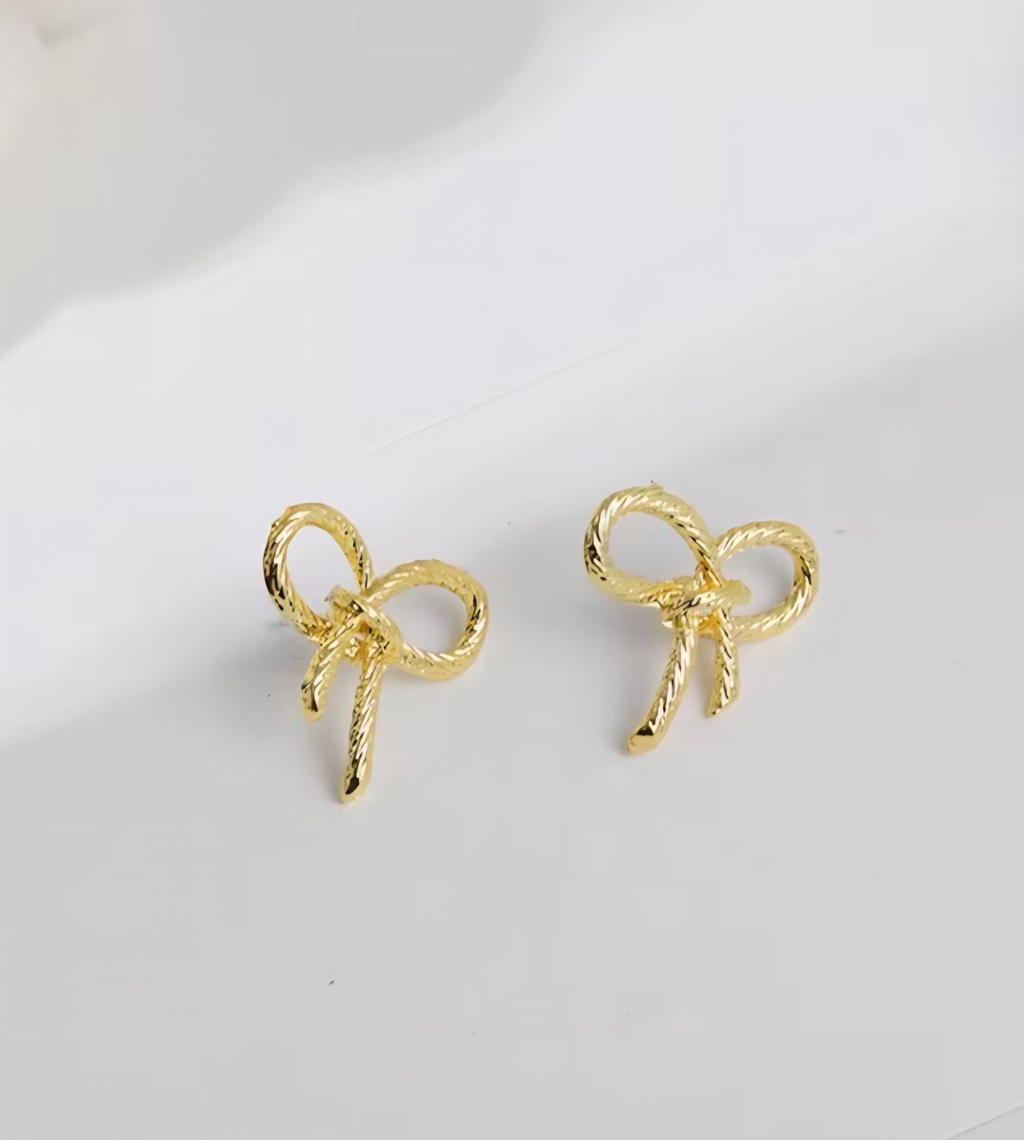 Bobbi Bow Studs