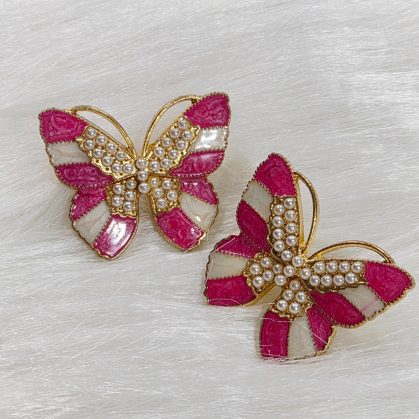 Sheila Butterfly Pink Studs