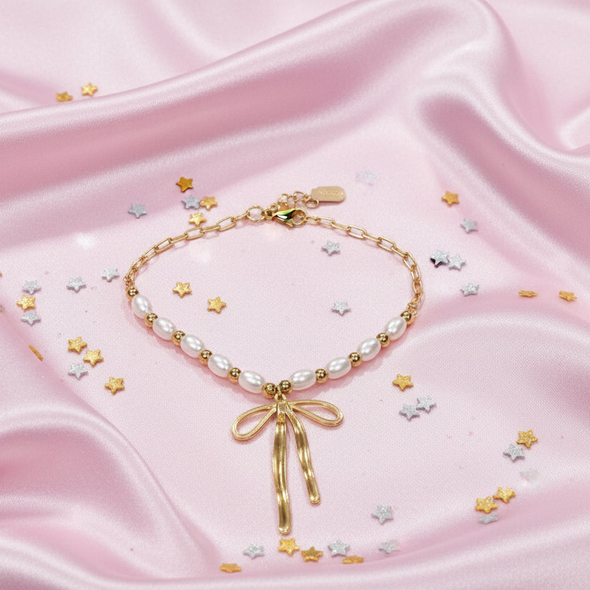 Pearl Bow Necklace