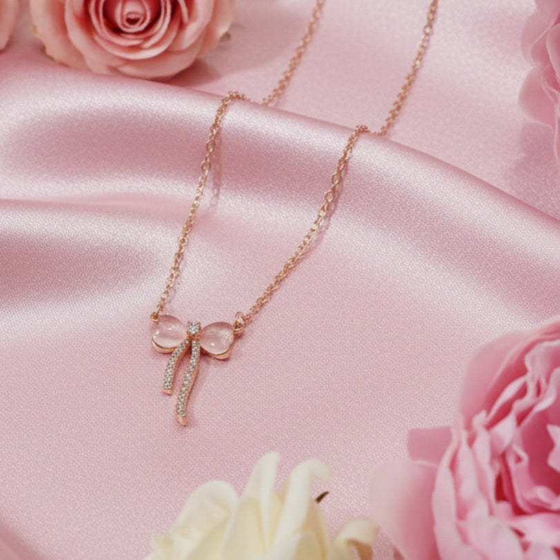 Cupid bow rosegold Necklace
