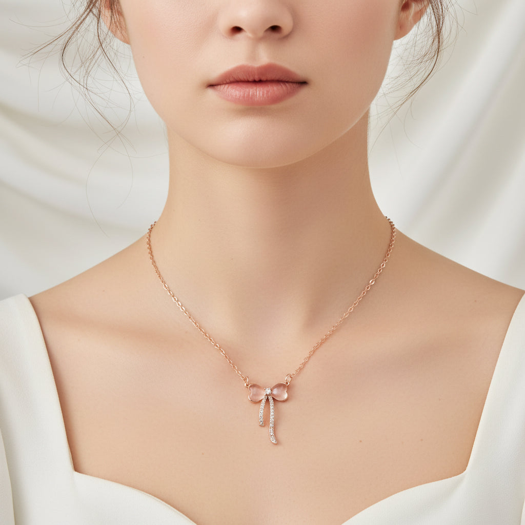 Cupid bow rosegold Necklace