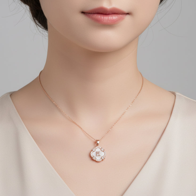 Kashi Motherpearl Necklace