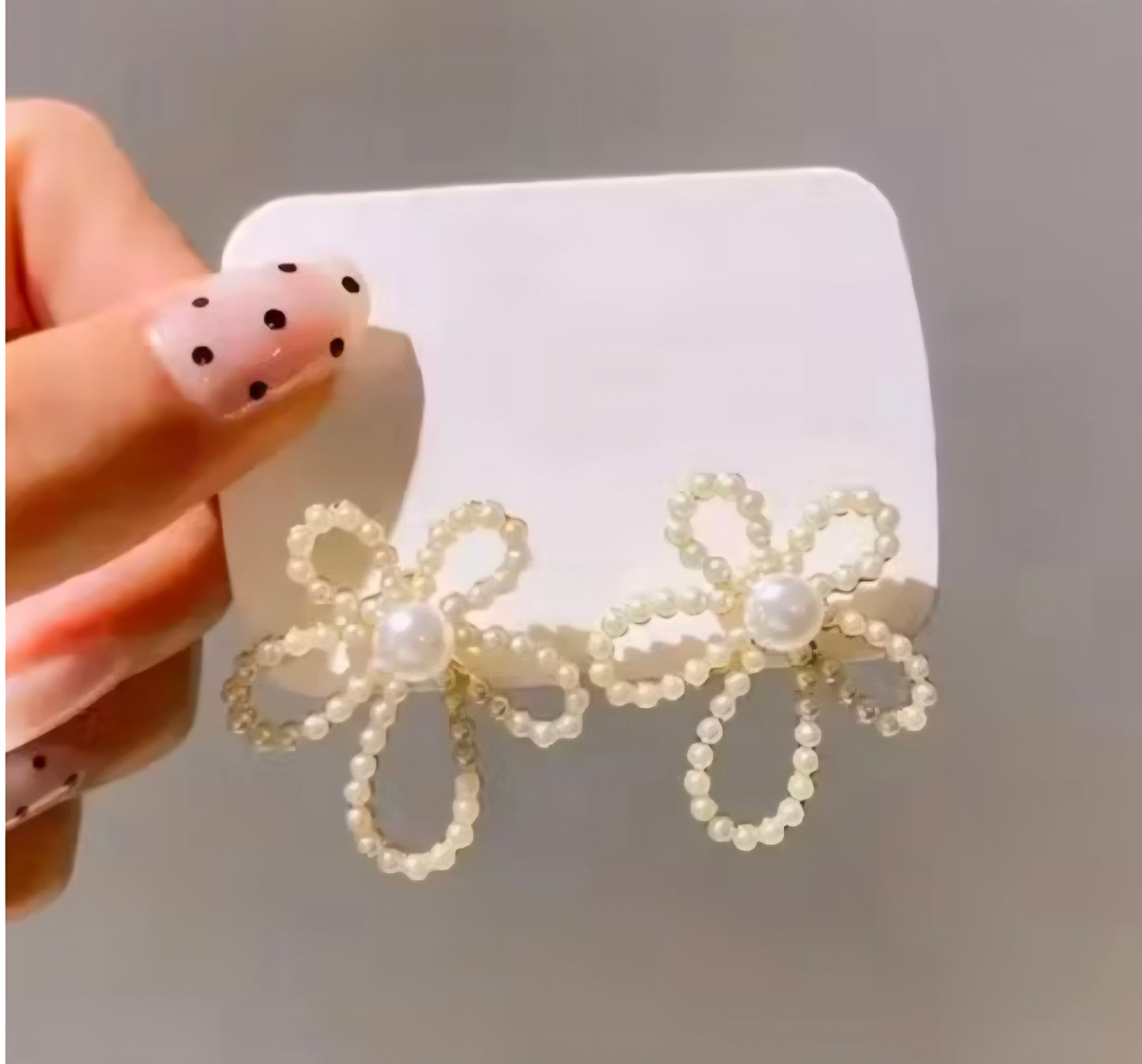 Alice Floral Pearl Studs