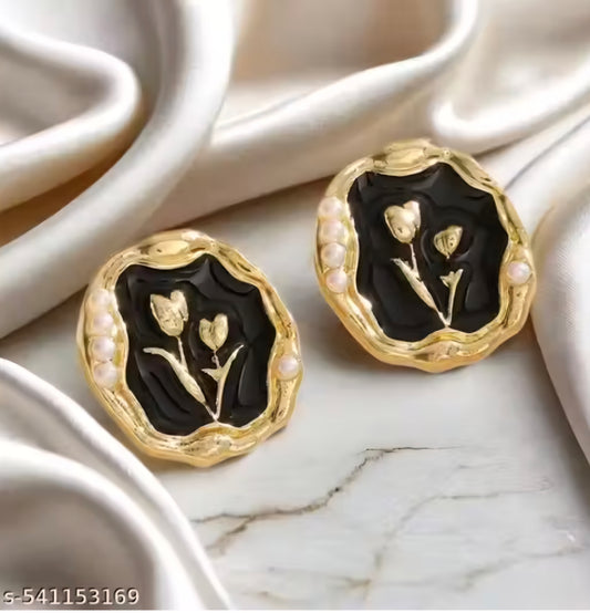 Billie Black Pearl Studs