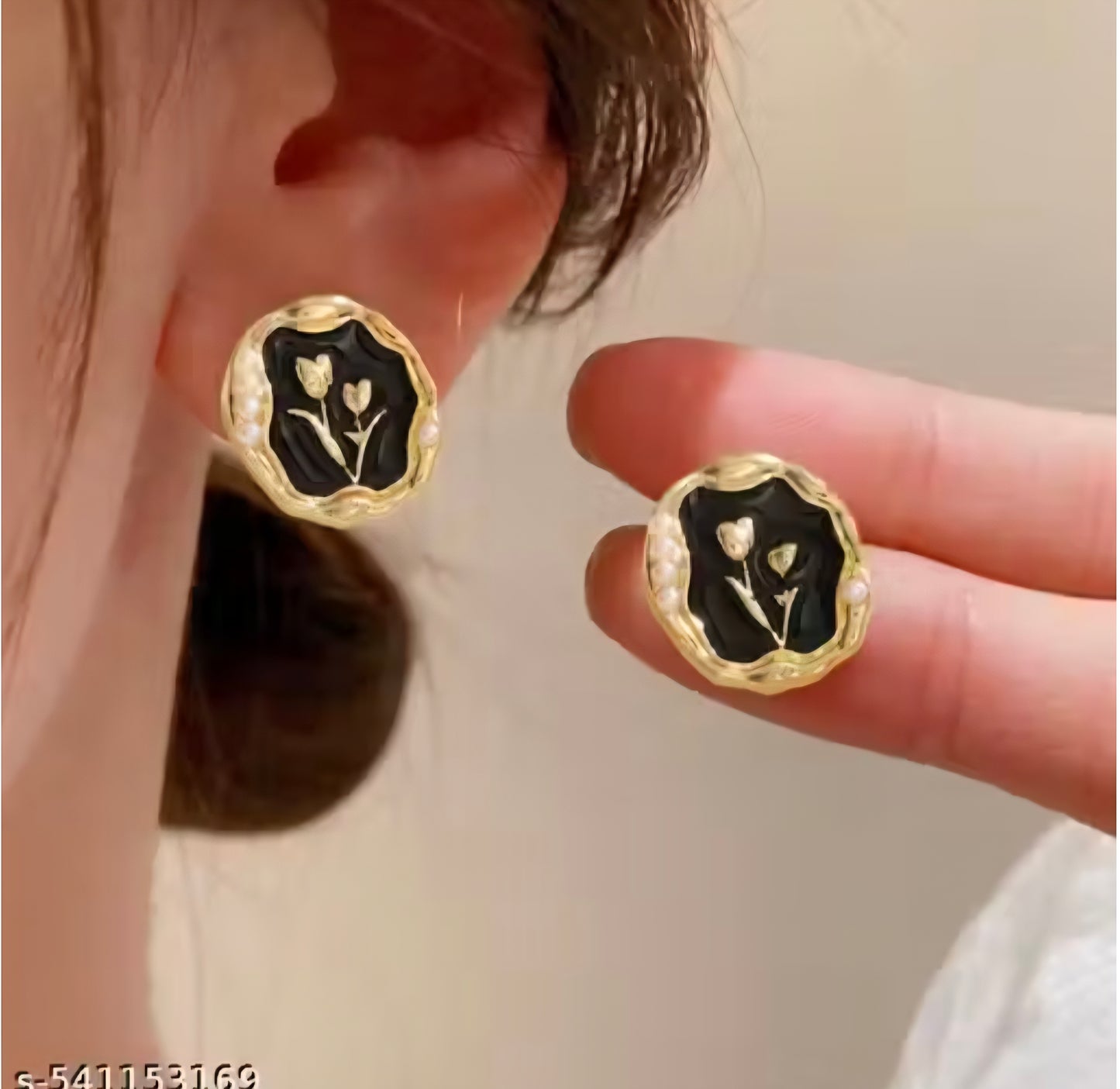 Billie Black Pearl Studs