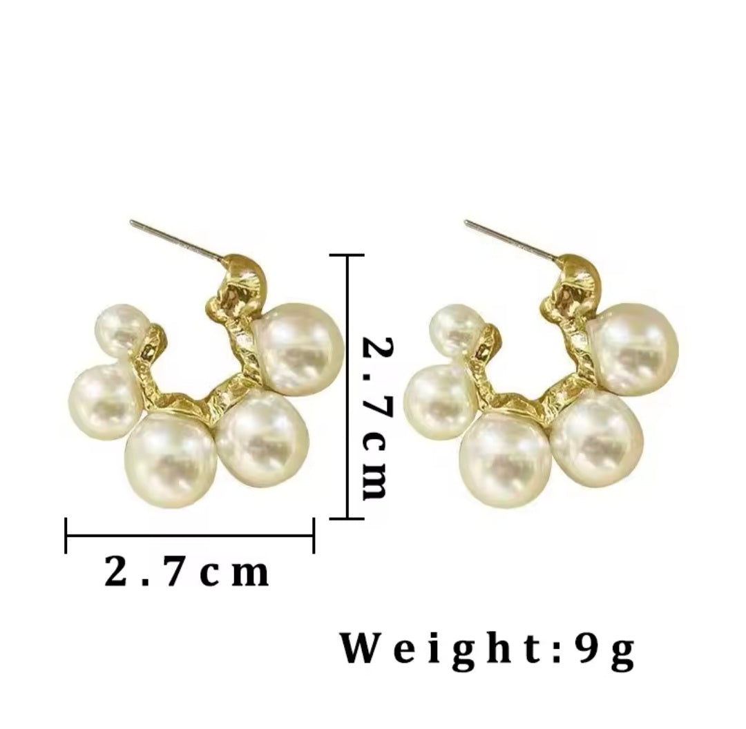 Diana Pearl Hoops