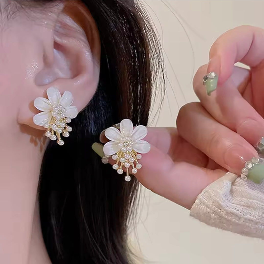 Jasmine floral studs