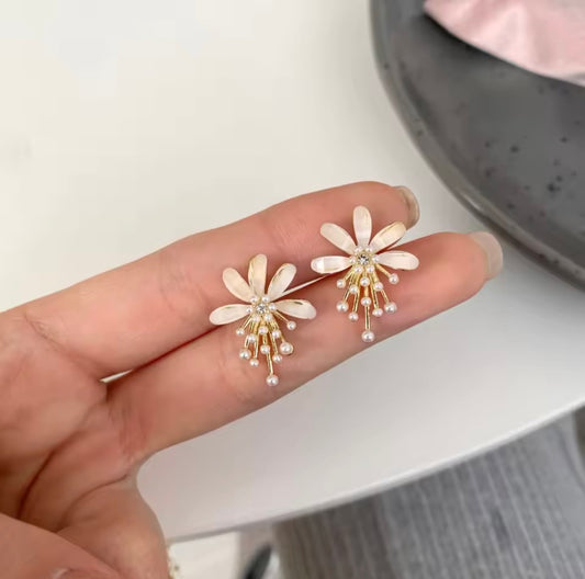 Jasmine floral studs