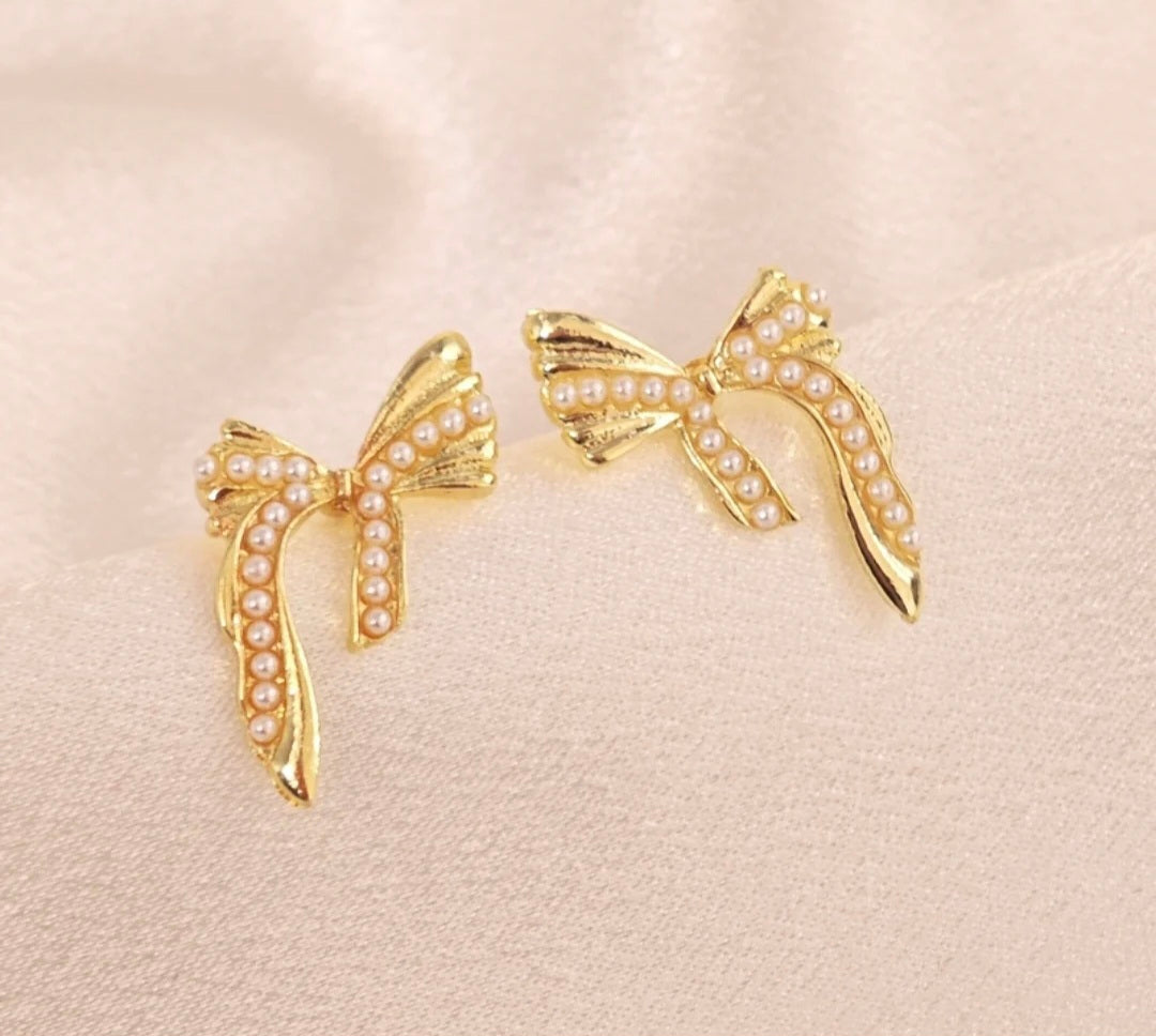 Jasper Bow With Pearls