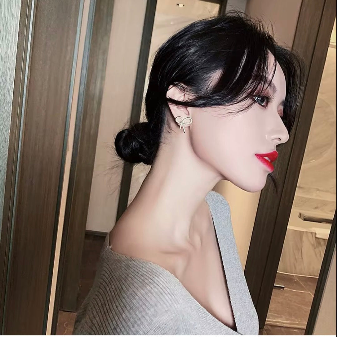 Bobbi Bow Studs