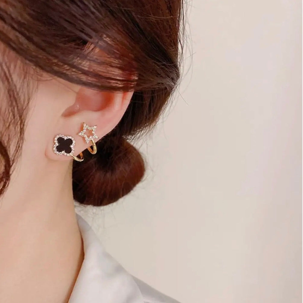 Helen Studs