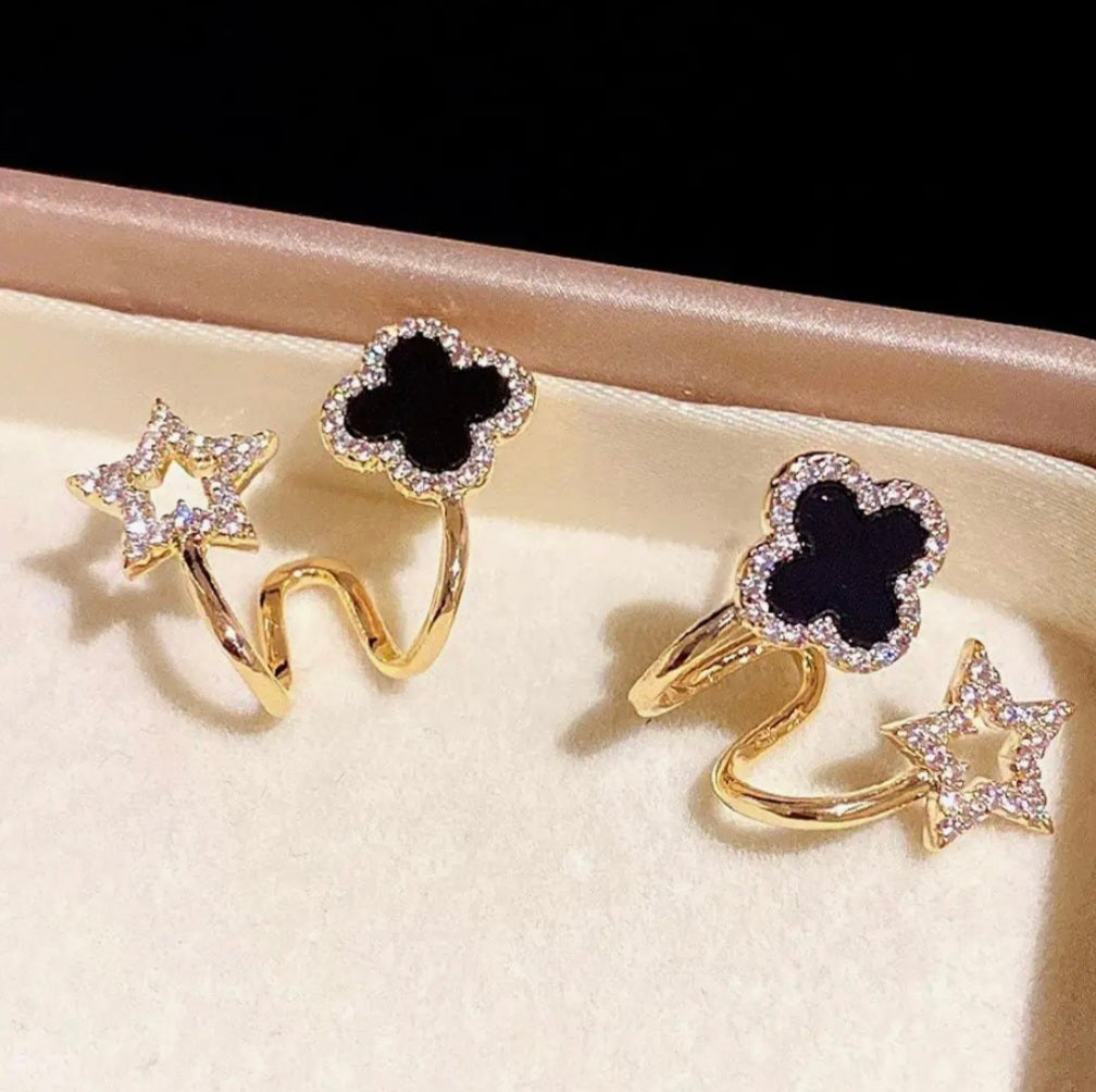 Helen Studs
