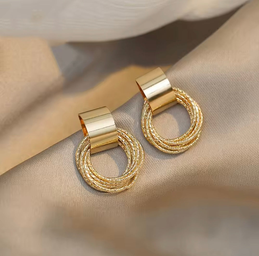 Bonnie Golden studs