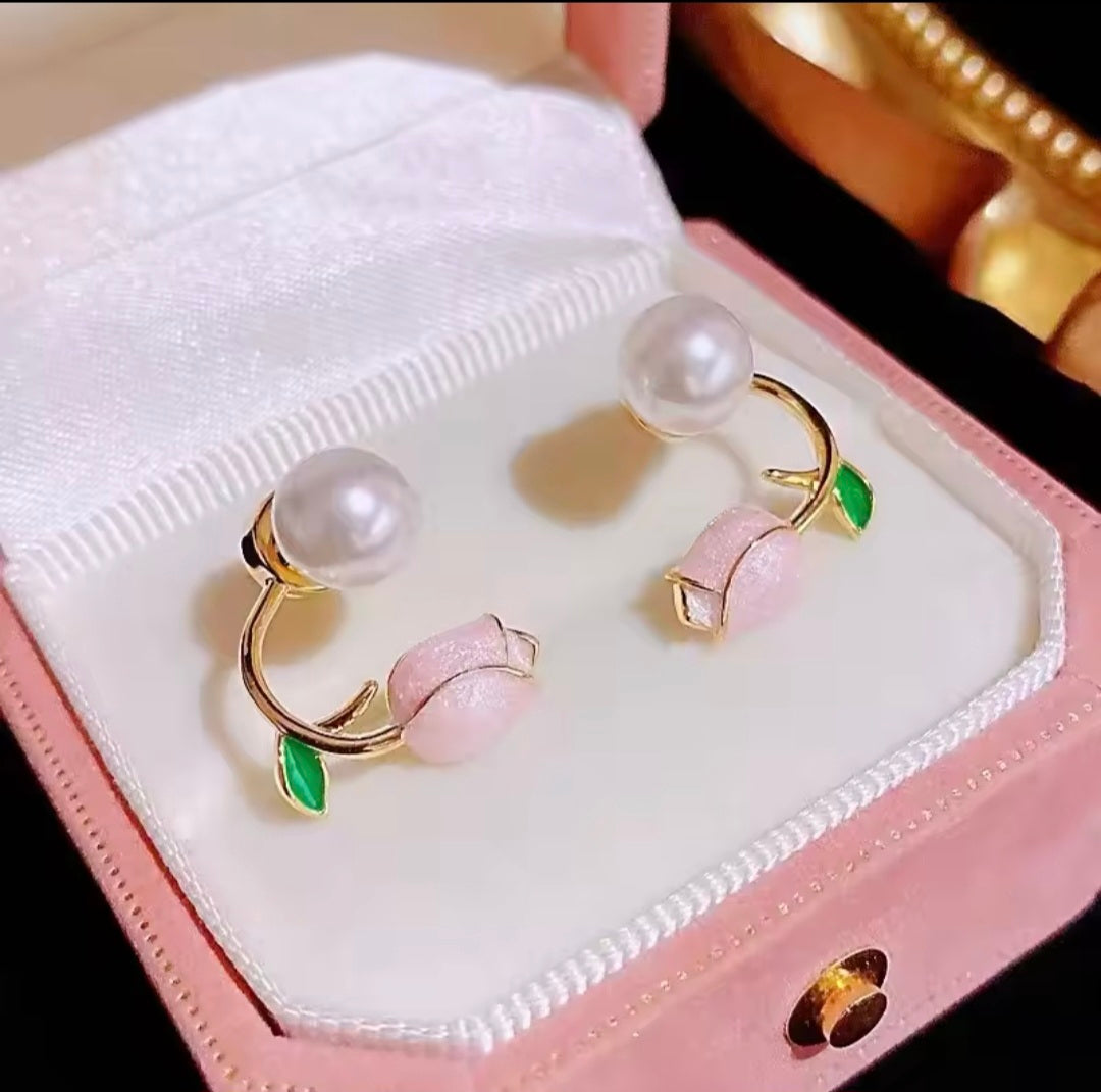 Faye Rose Studs