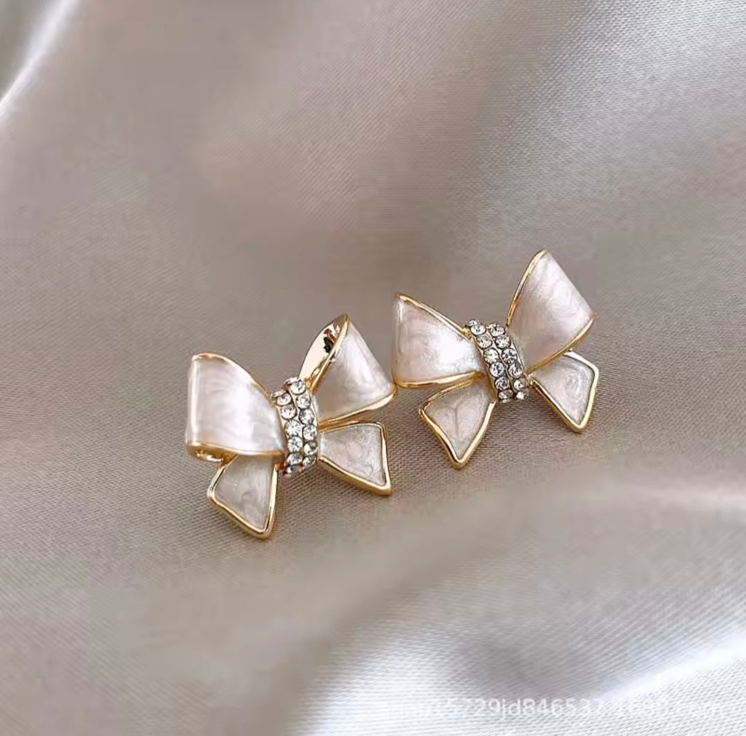 Penny Bow Studs