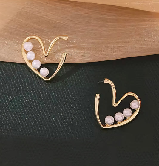 Mary Heart Studs
