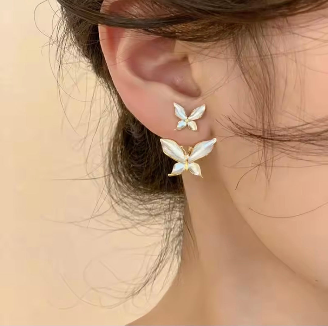 Belle Peach Butterfly Studs