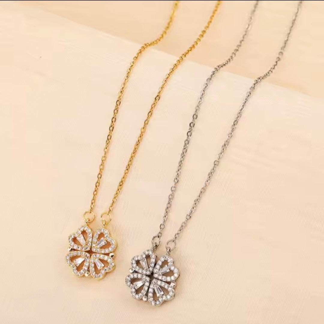 Foldable silver necklace