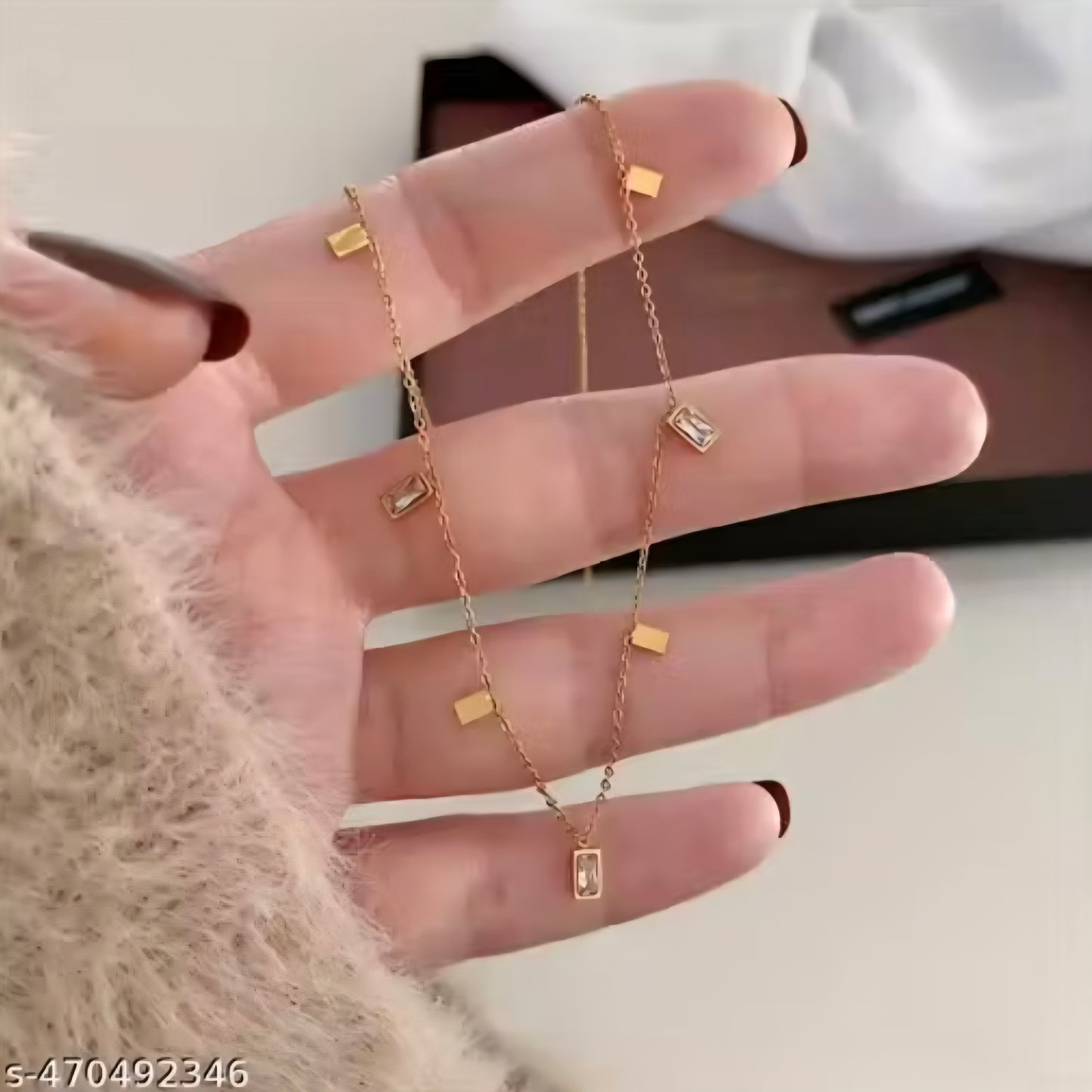 Princess golden necklace
