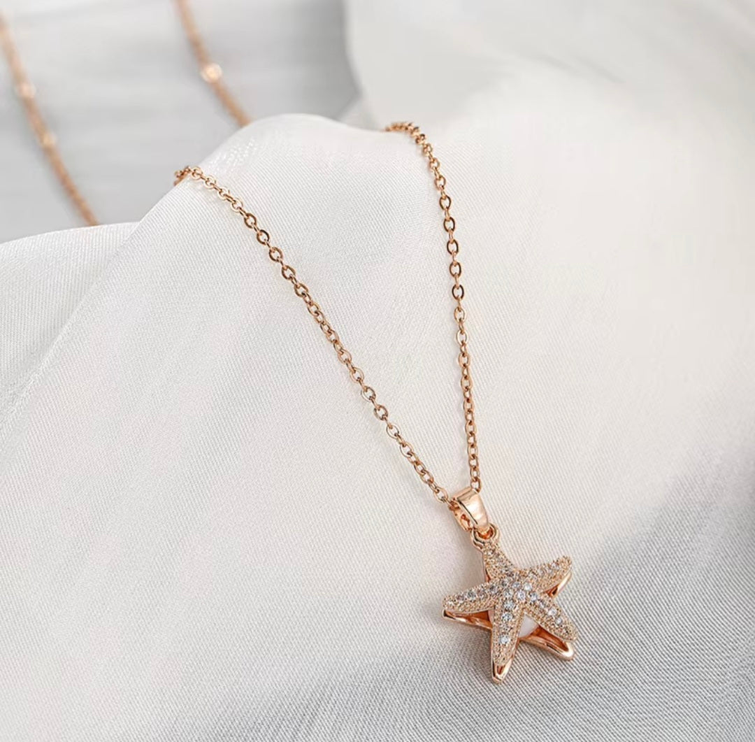 Starfish Pearl Necklace