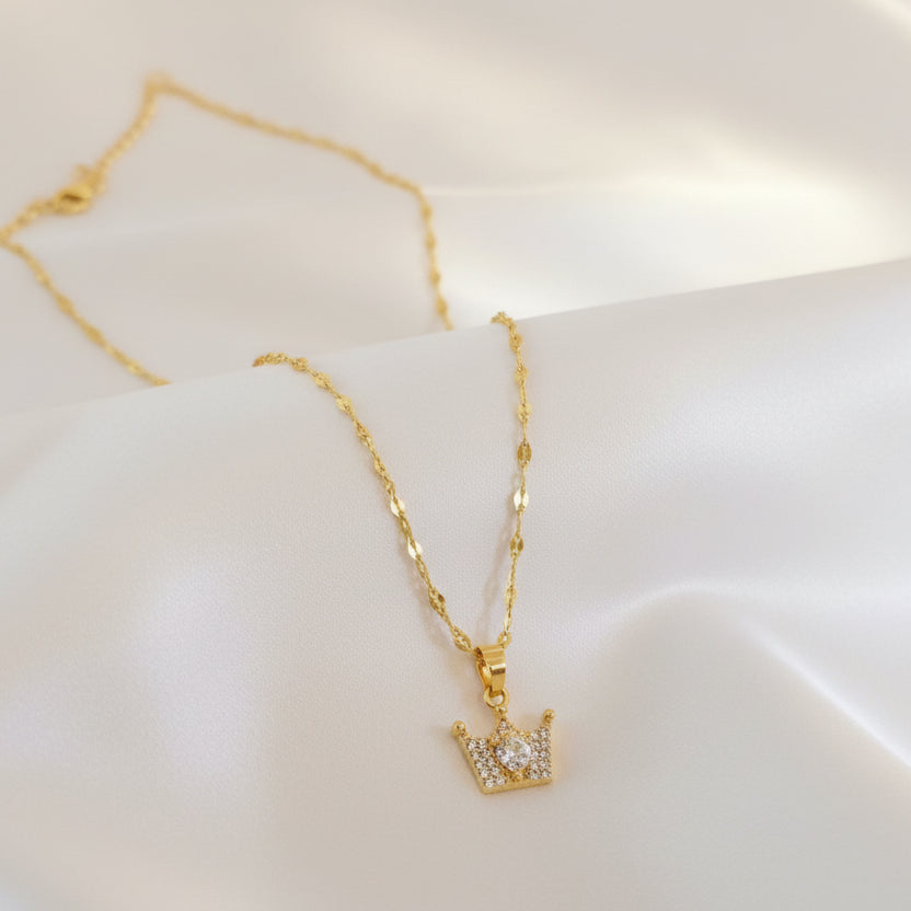Crown necklace