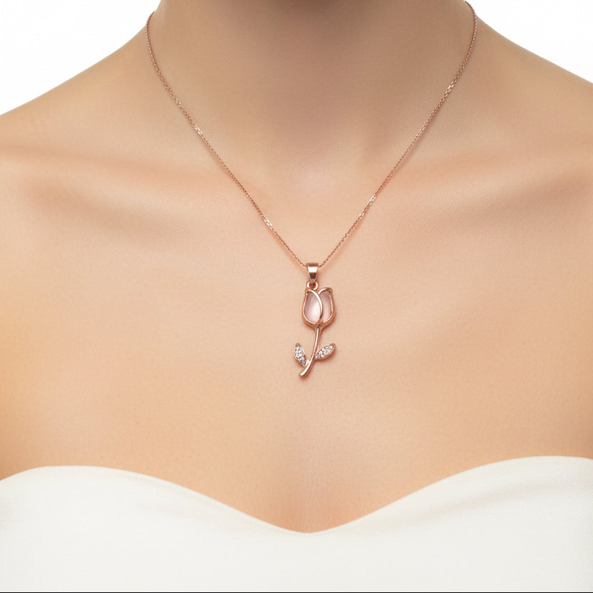 Tulip Rosegold Necklace