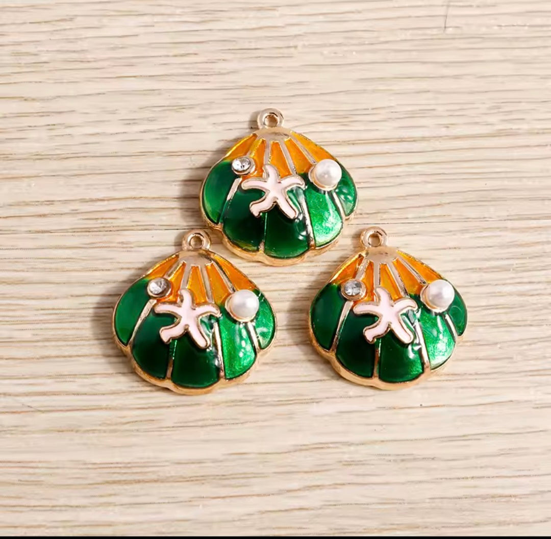 Seashell Serenity Green Necklace