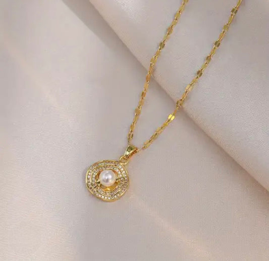 Kimyra Pearl Necklace